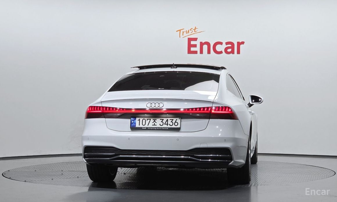  Audi A7