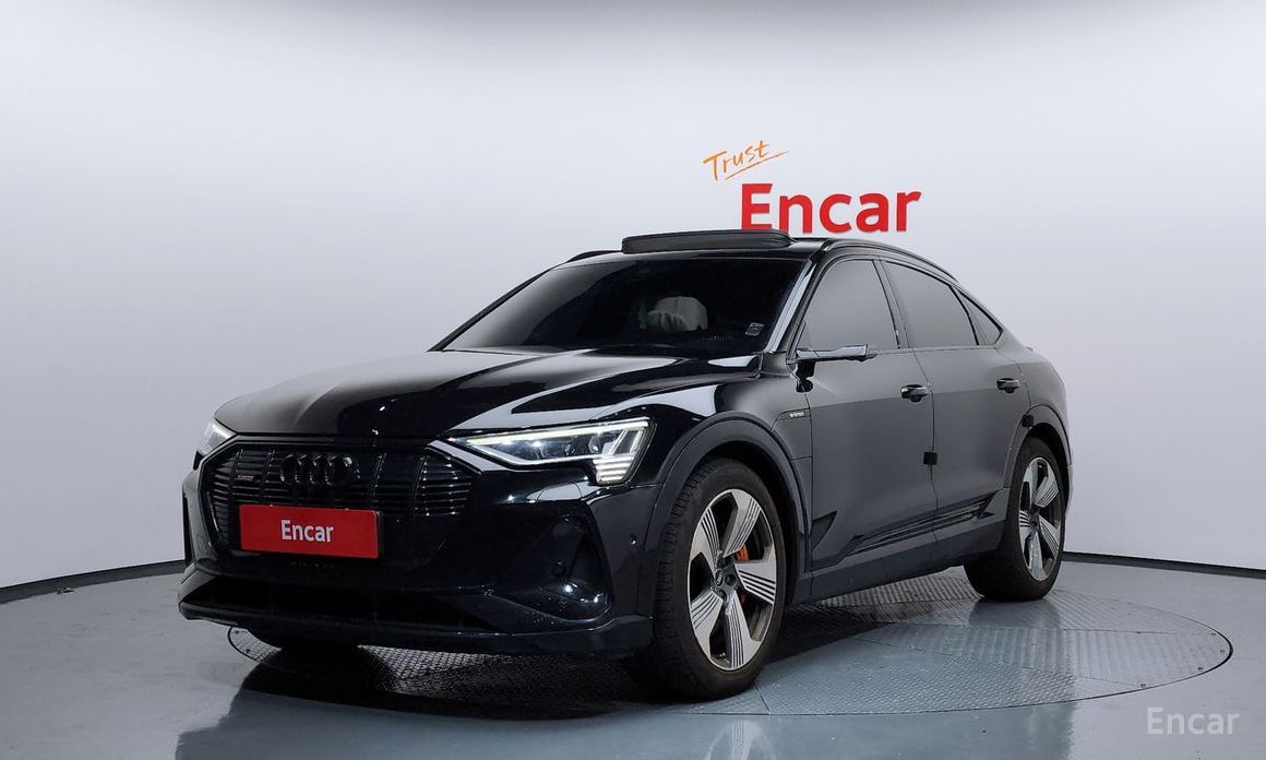  Audi e-tron