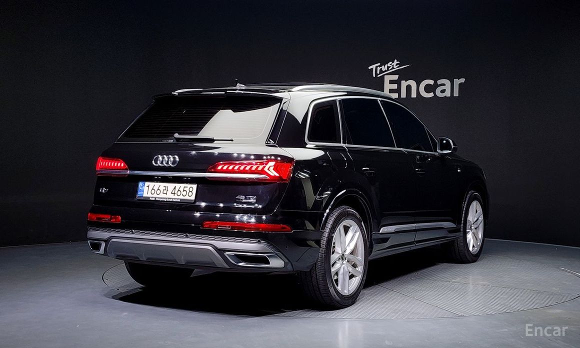  Audi Q7