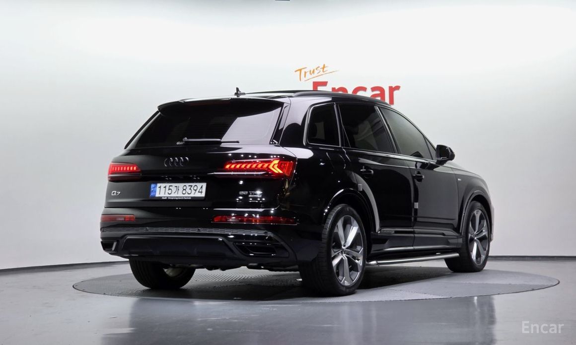  Audi Q7