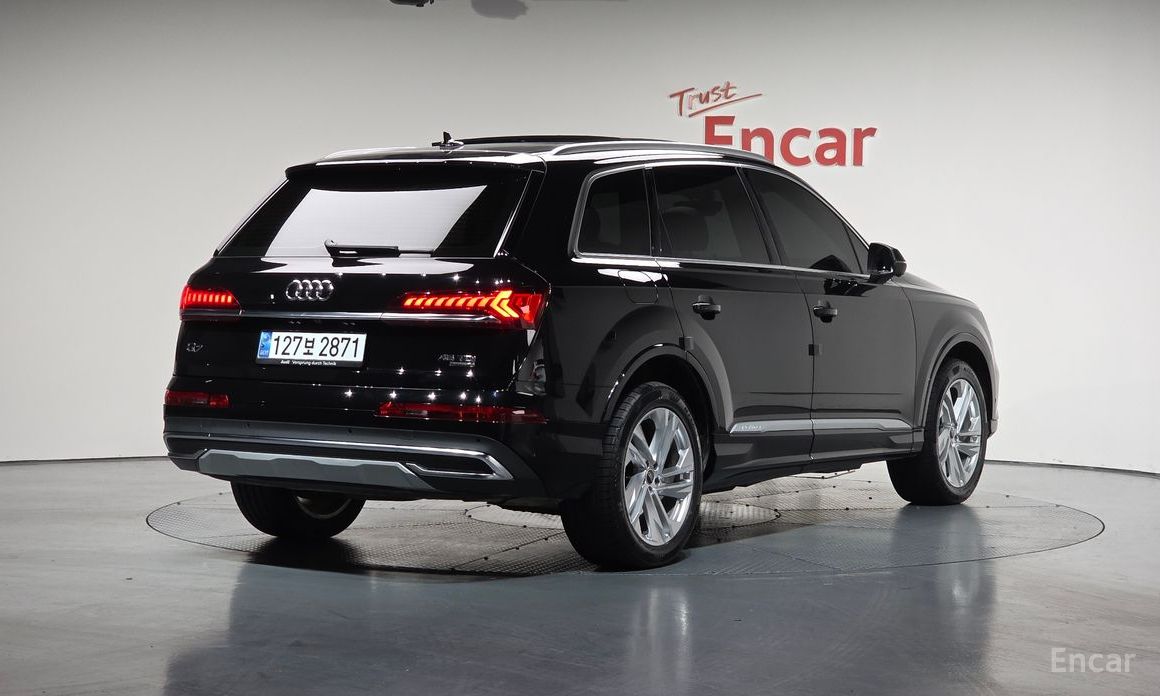  Audi Q7