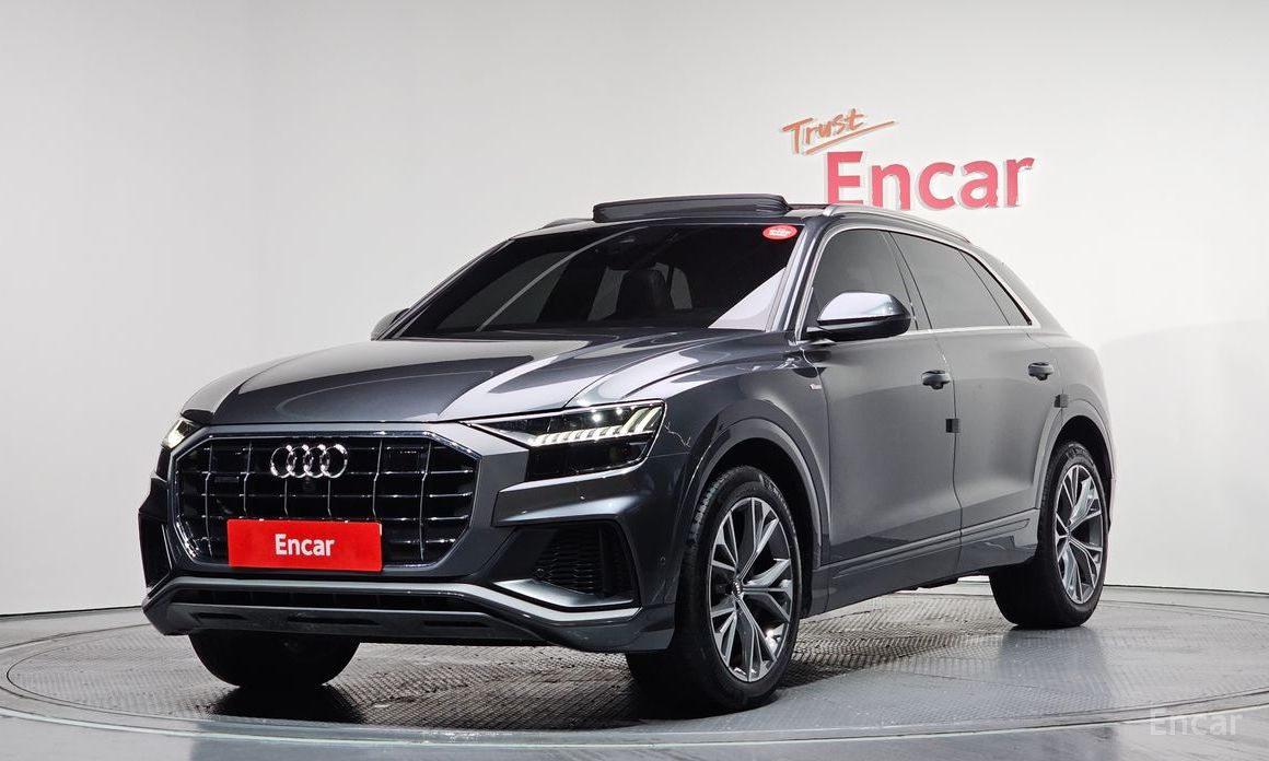  Audi Q8