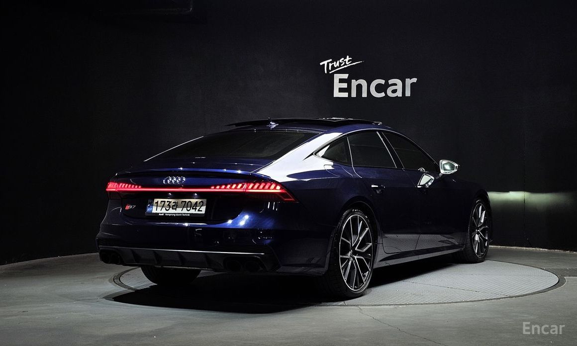  Audi S7