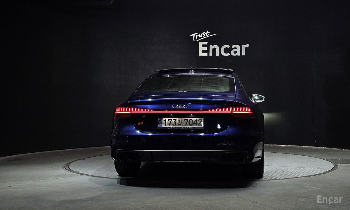  Audi S7
