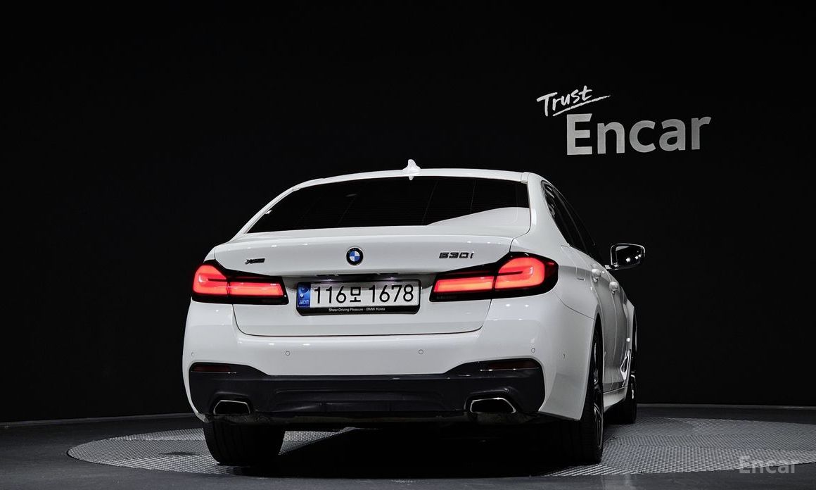  BMW 5-Series