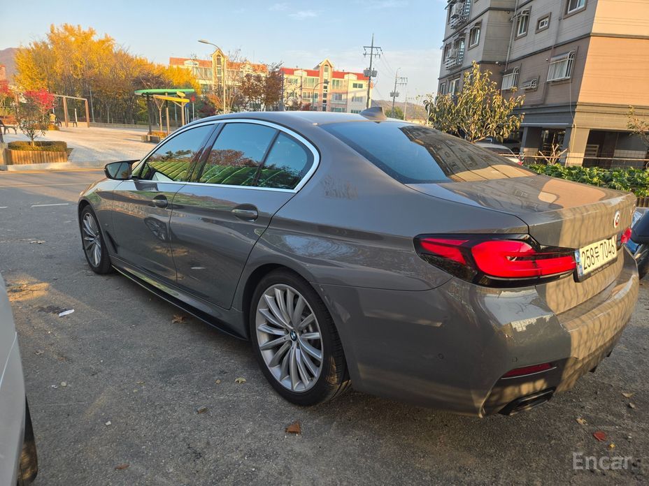  BMW 5-Series