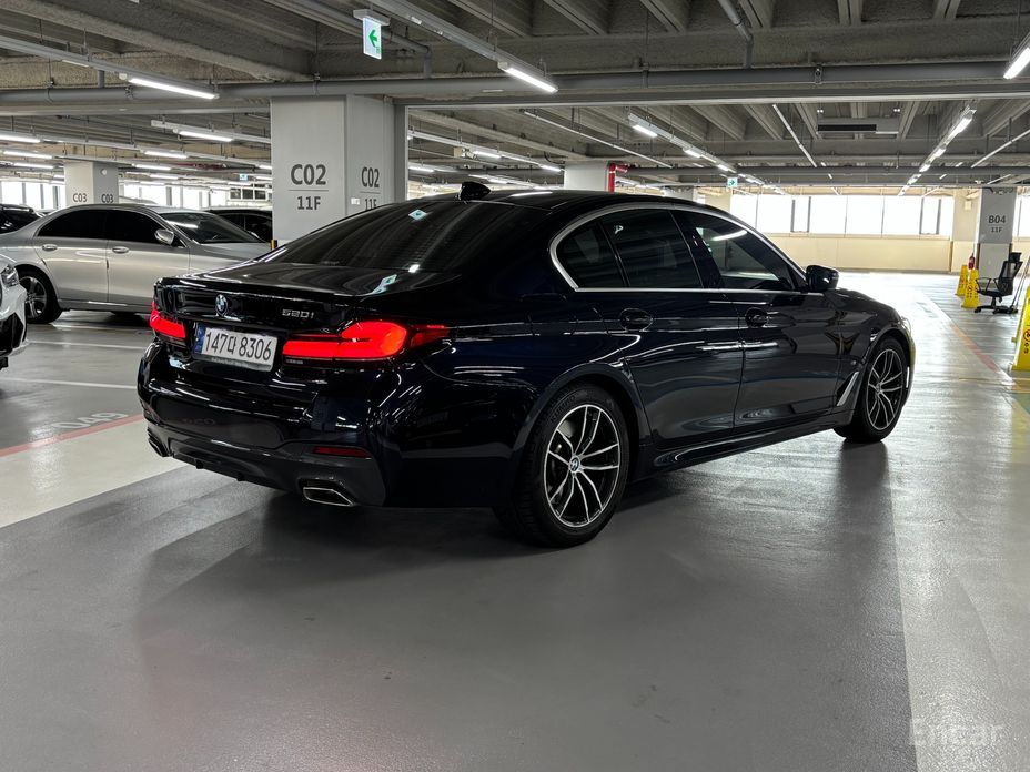  BMW 5-Series