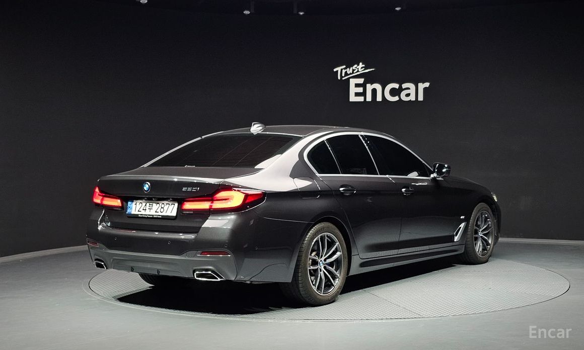  BMW 5-Series