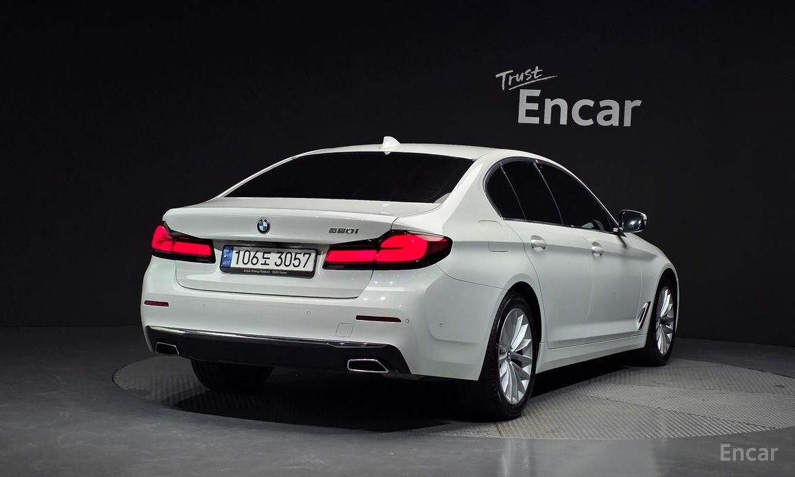  BMW 5-Series