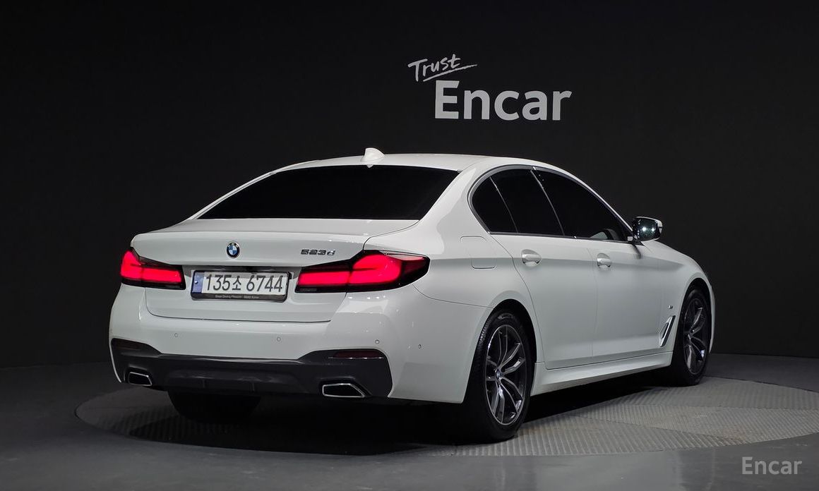  BMW 5-Series