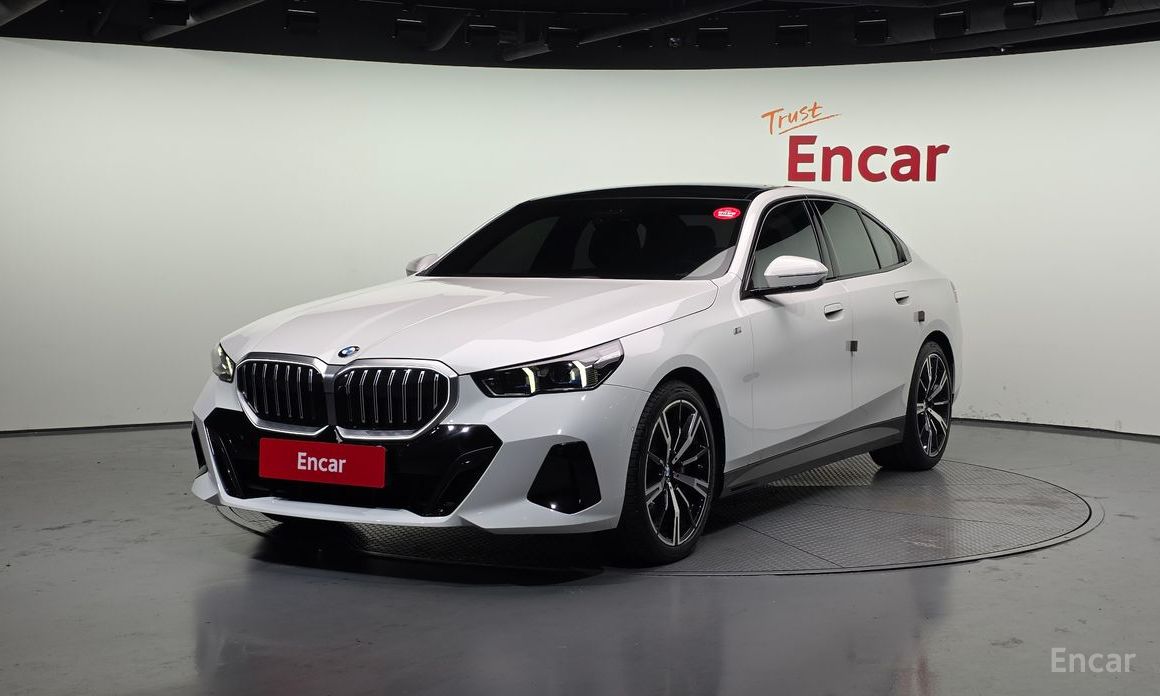  BMW 5-Series