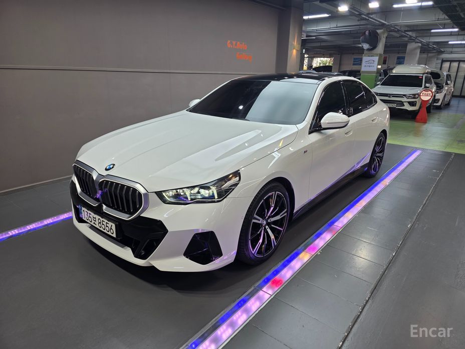  BMW 5-Series