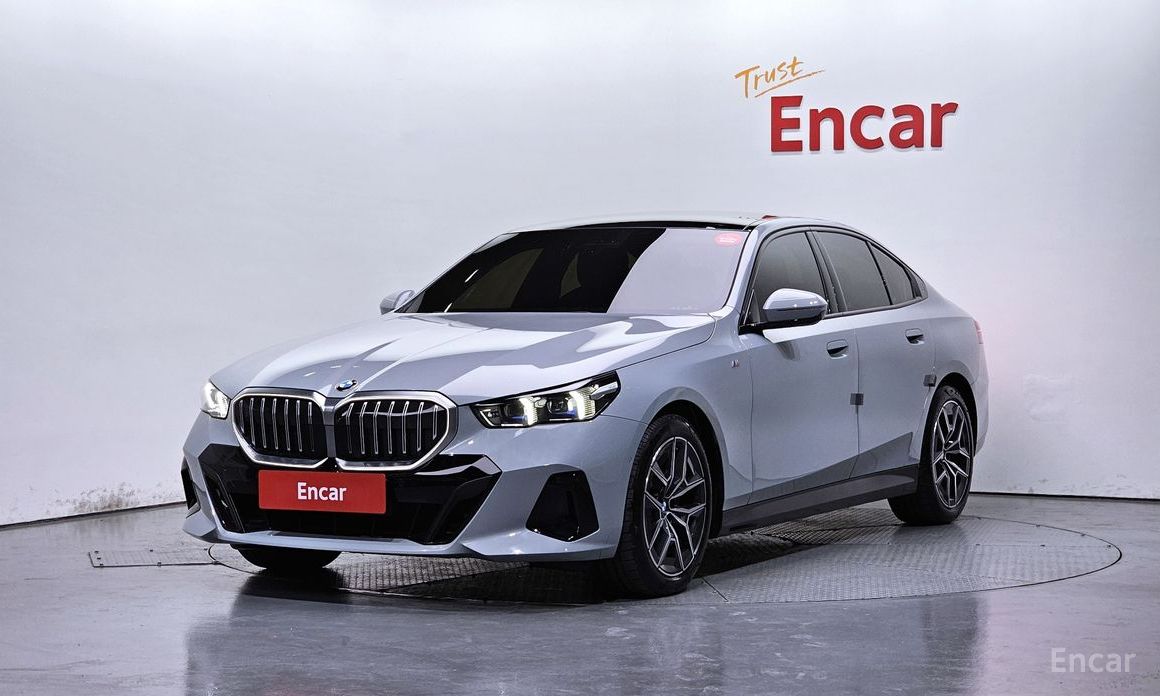  BMW 5-Series