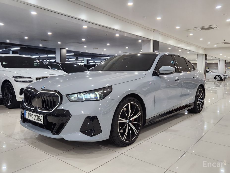  BMW 5-Series