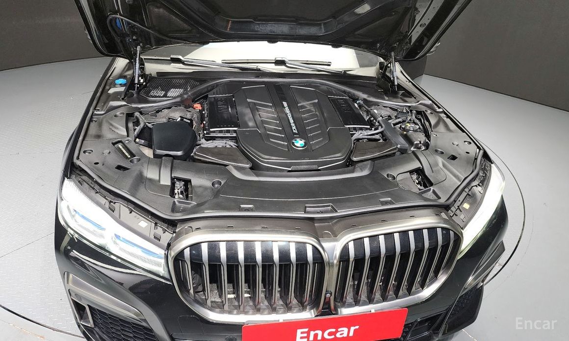  BMW 7-Series
