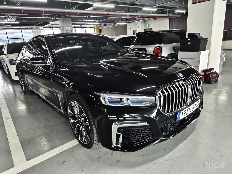  BMW 7-Series
