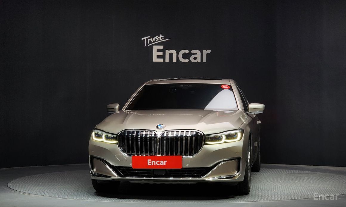  BMW 7-Series