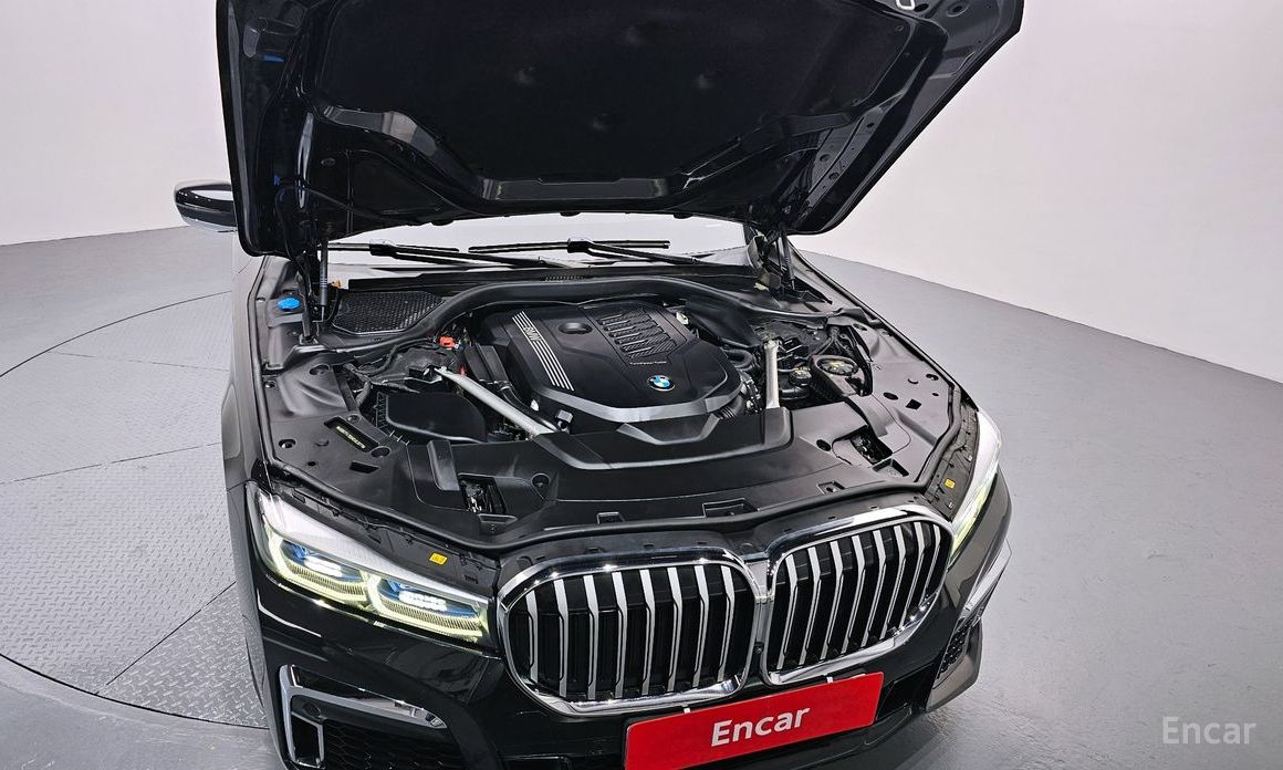  BMW 7-Series