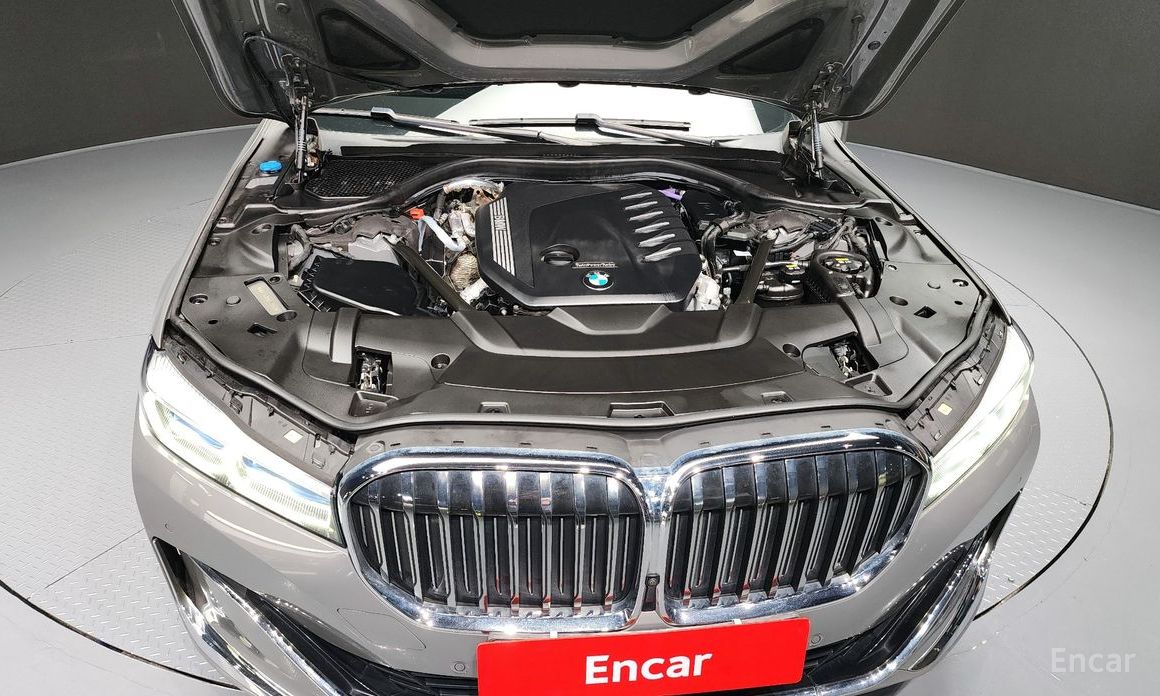  BMW 7-Series