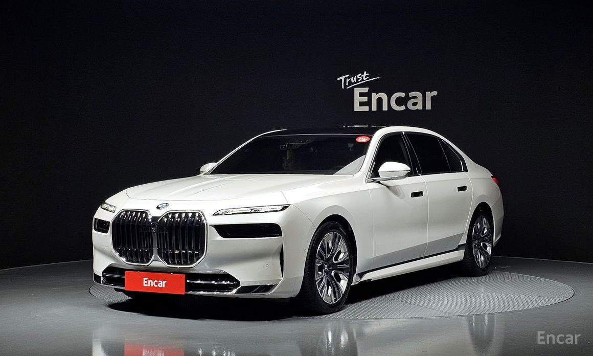  BMW 7-Series