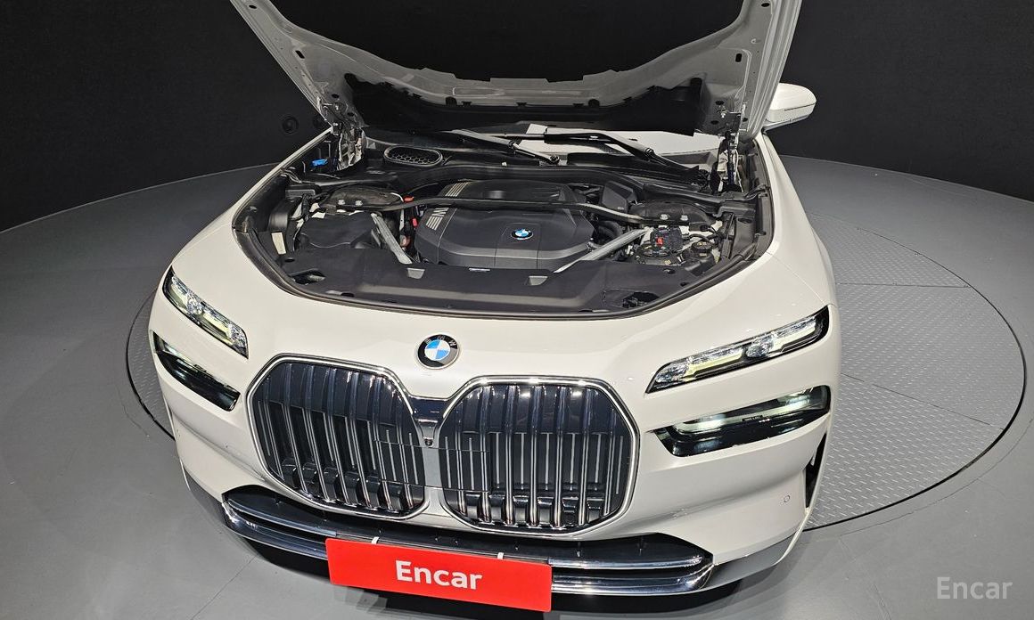  BMW 7-Series