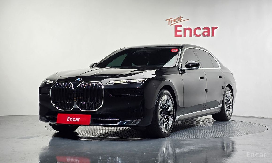  BMW 7-Series