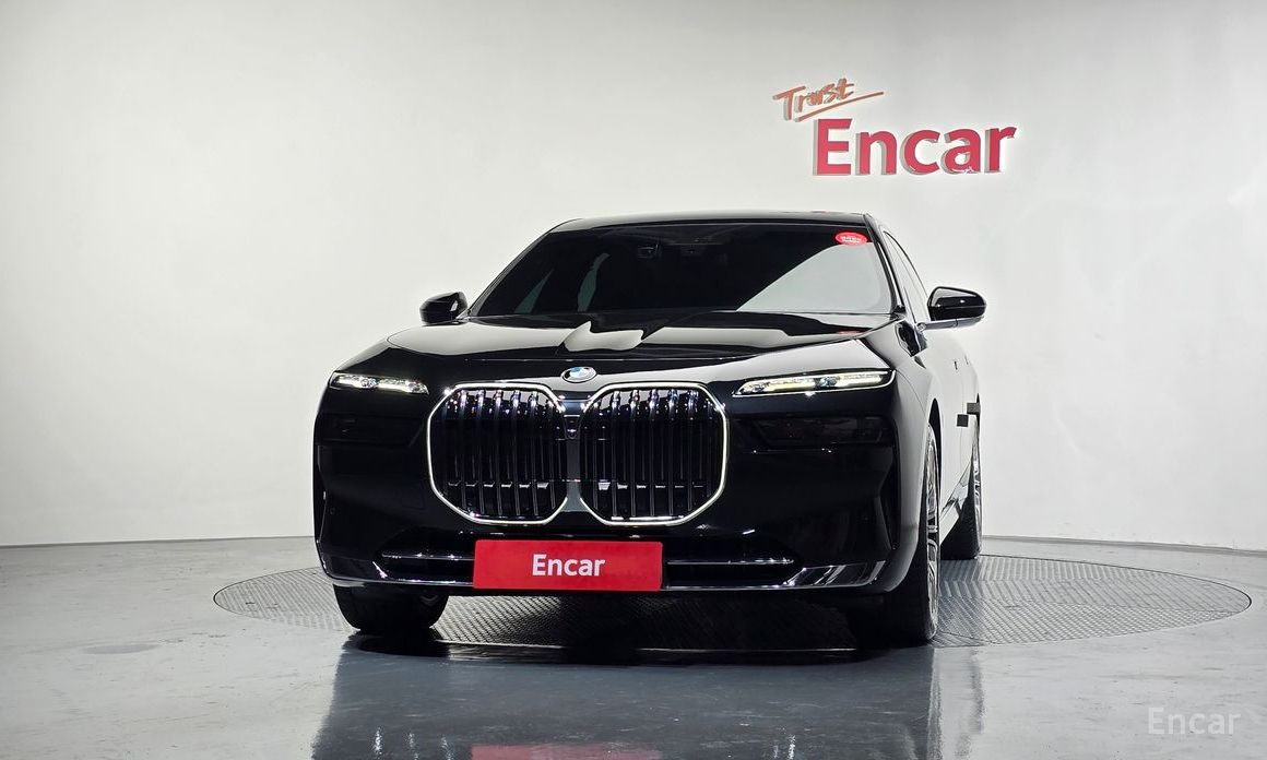  BMW 7-Series