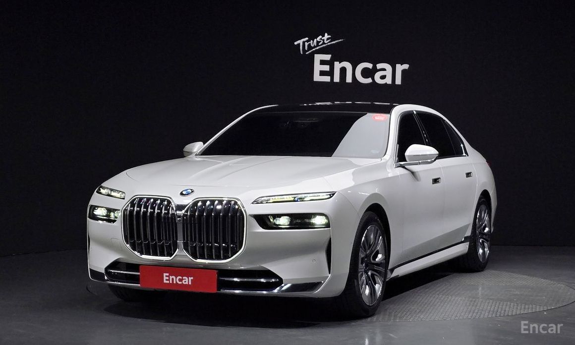  BMW 7-Series