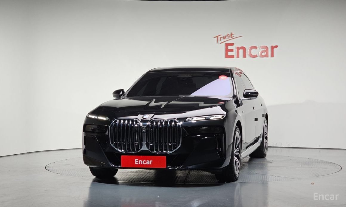  BMW 7-Series