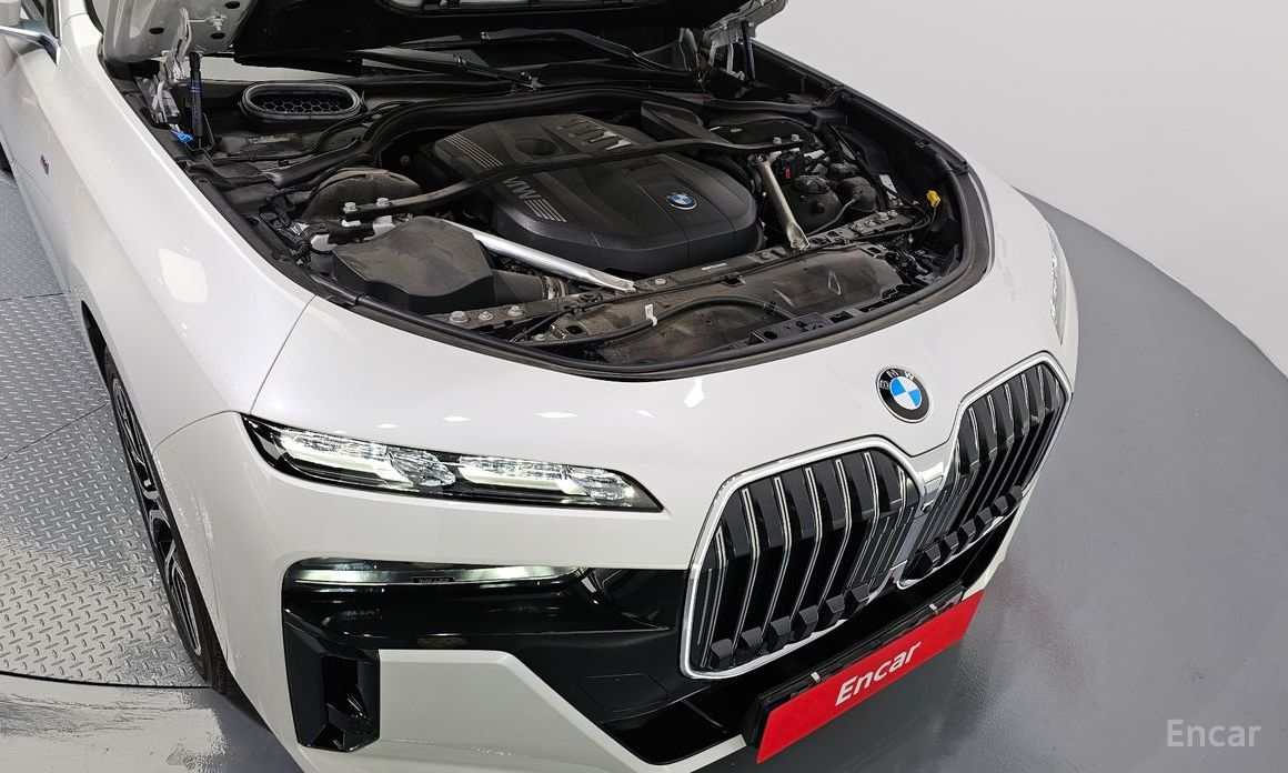  BMW 7-Series