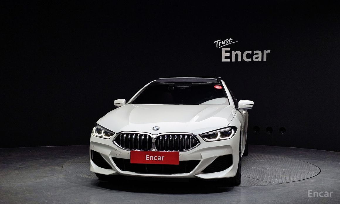  BMW 8-Series