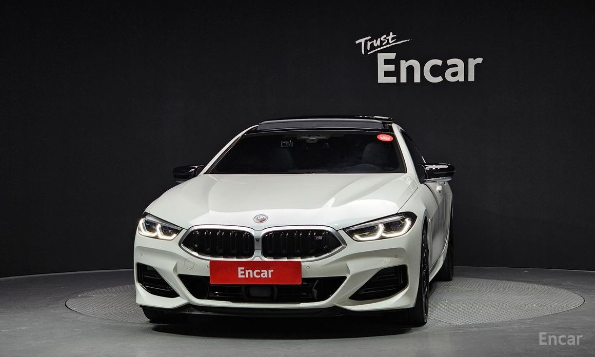  BMW 8-Series