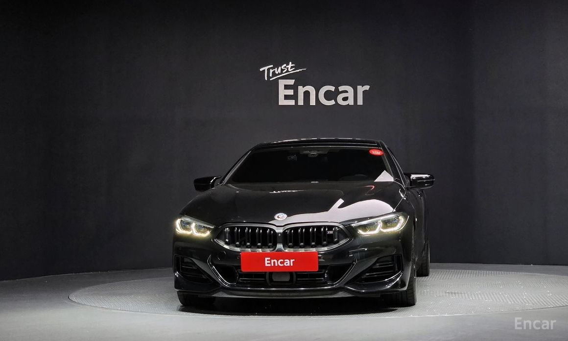  BMW 8-Series