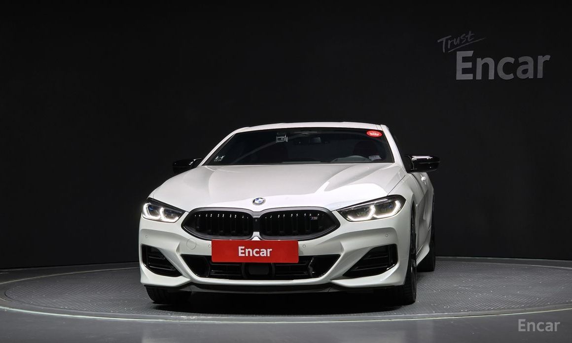  BMW 8-Series