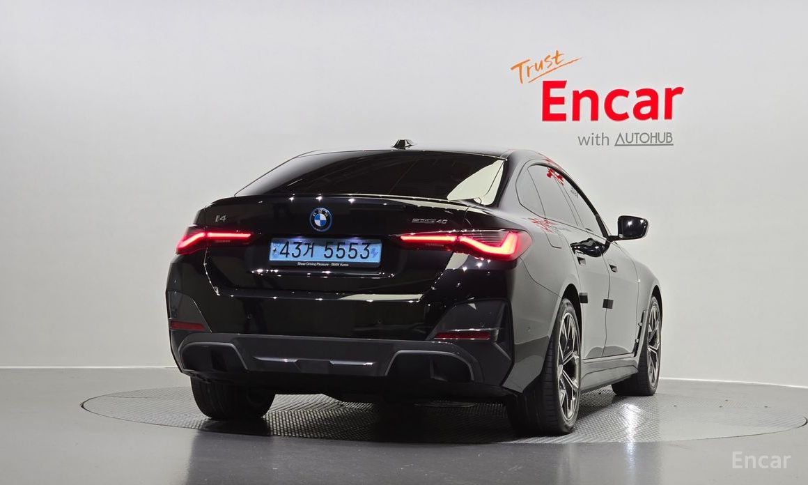  BMW i4
