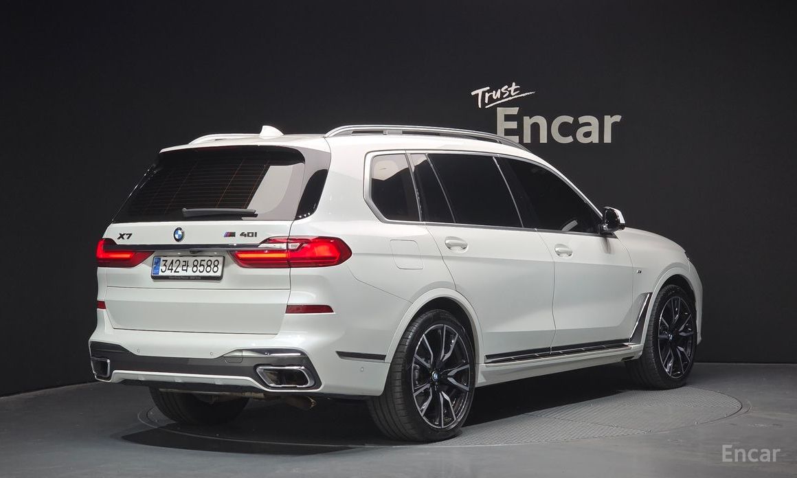  BMW X7