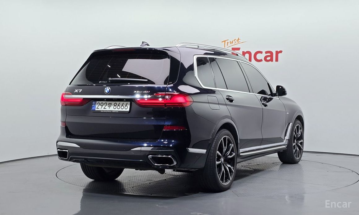  BMW X7