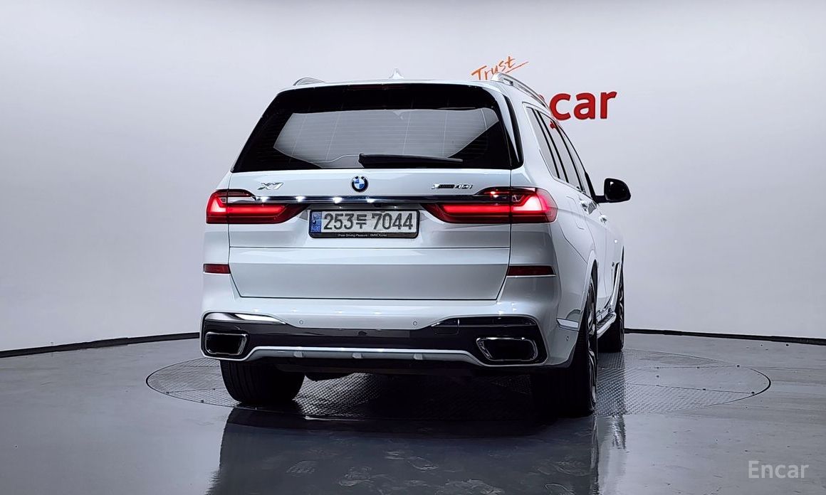 BMW X7