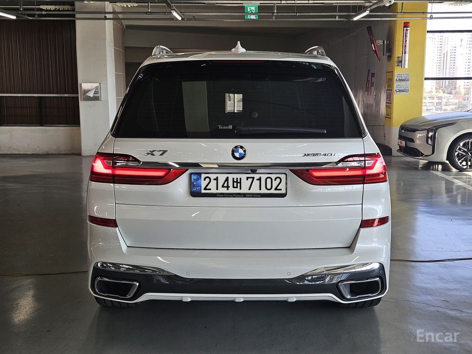 BMW X7