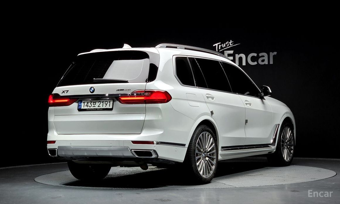  BMW X7