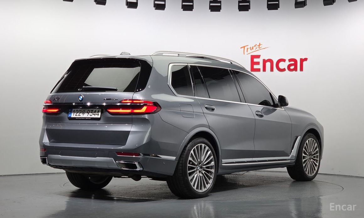  BMW X7