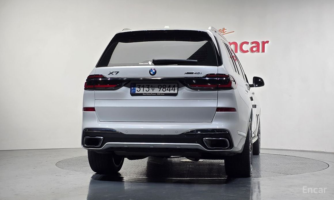  BMW X7
