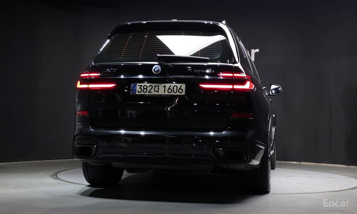  BMW X7