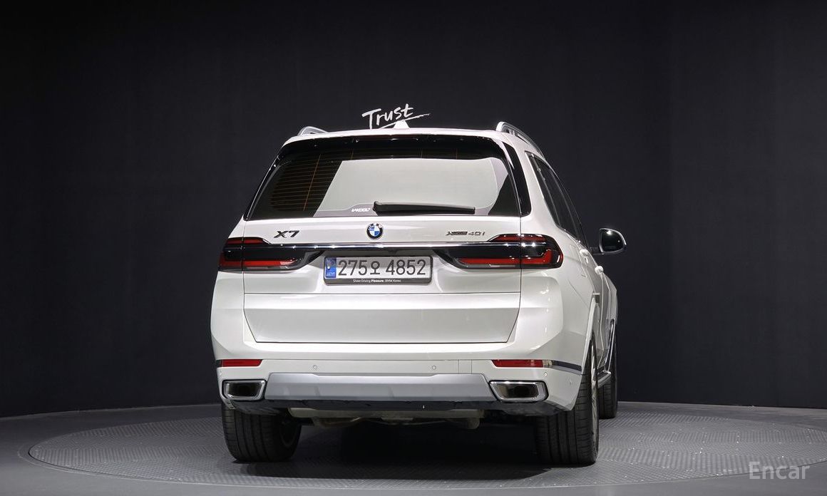  BMW X7