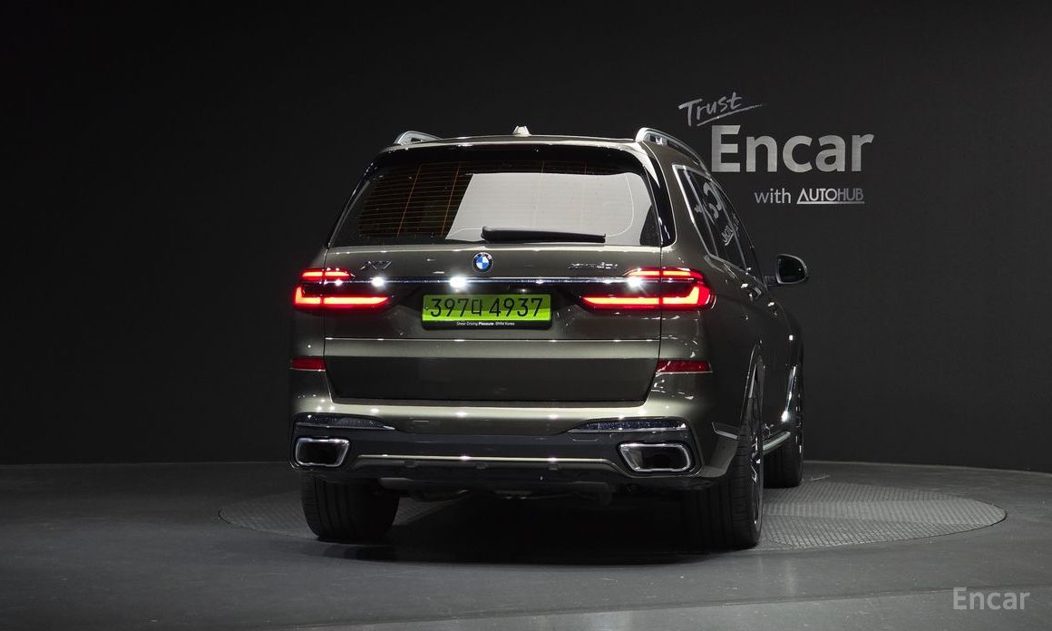 BMW X7