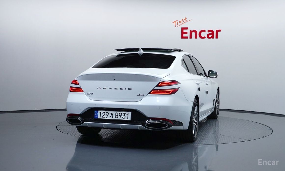  Genesis G70