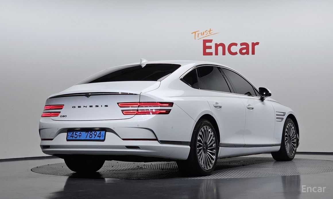  Genesis G80