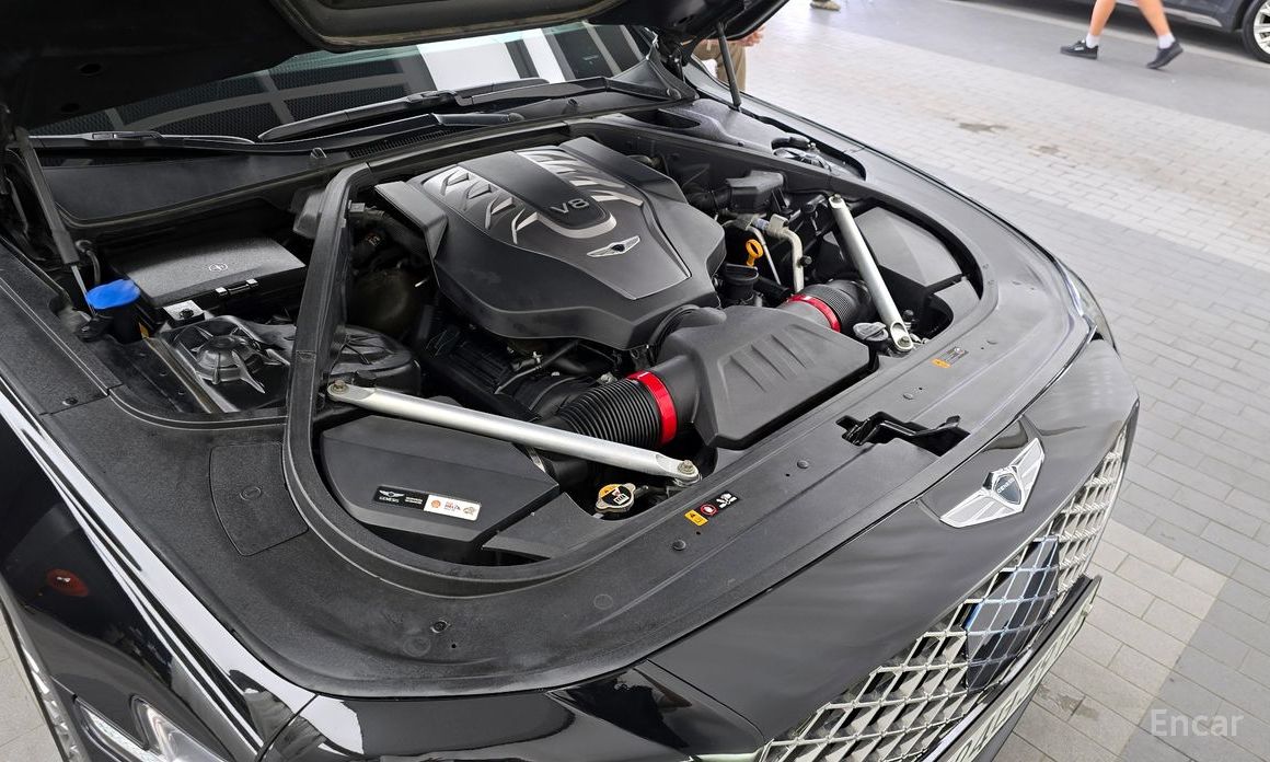  Genesis G90