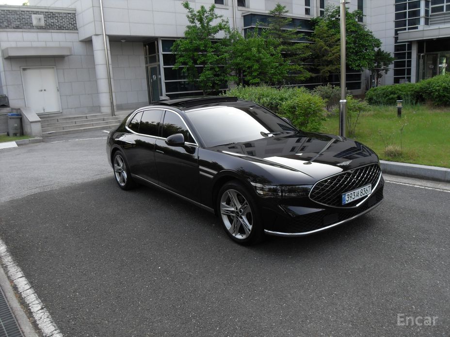  Genesis G90