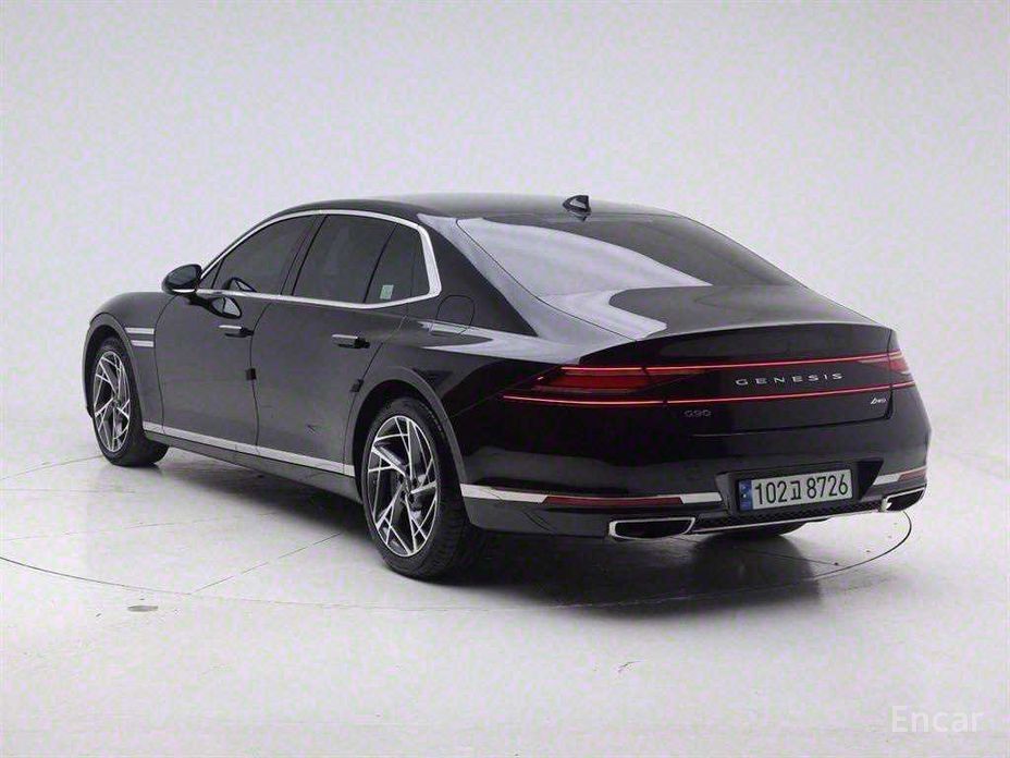  Genesis G90